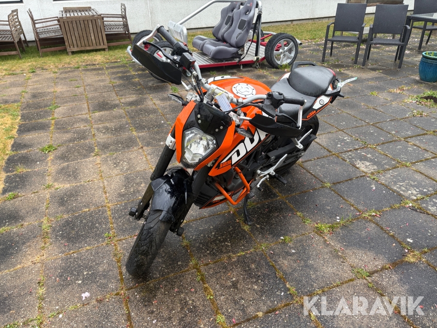 Motorcykel KTM Duke A3 125 cm³