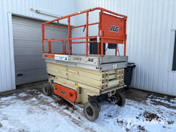 Sakselift JLG 3246ES