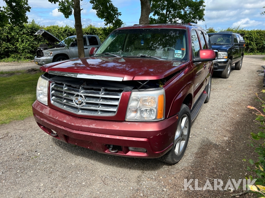 Van v8 Cadillac Escalade