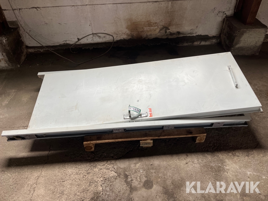 Metaldør med karm JK Porte