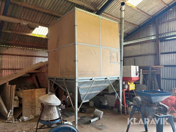Kornsilo 2,5x2,5x4,3 m