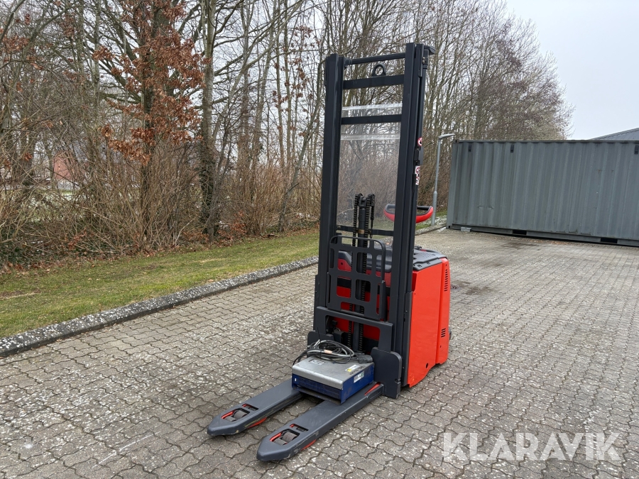 Stabler Linde D12 AP