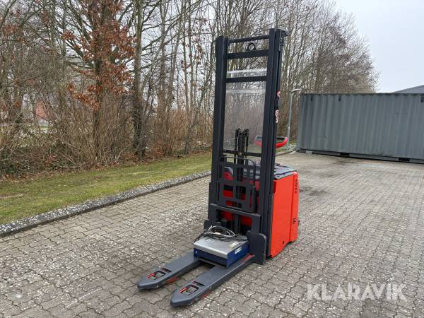 Stabler Linde D12 AP