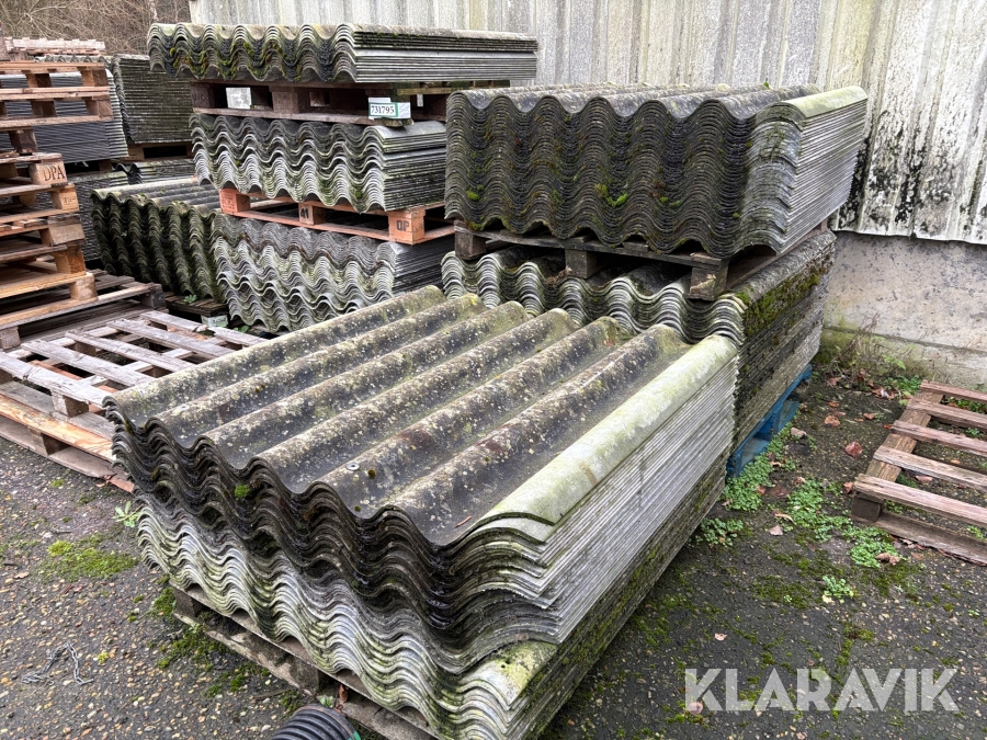 Eternitplader Ivercem 700T cirka 250 styk