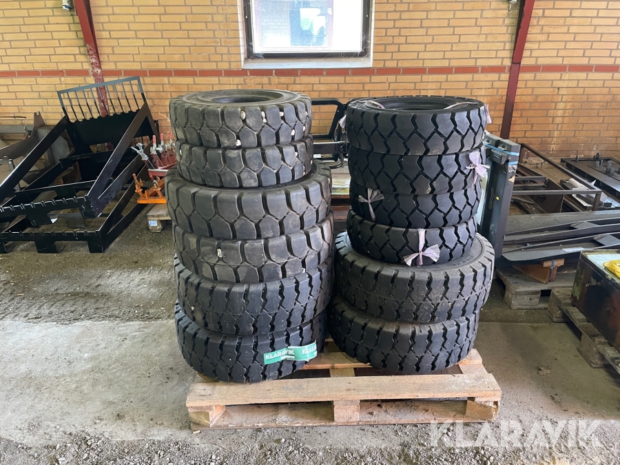 Massive dæk gaffeltruck Blandet Mærker Se mål i beskrivelse