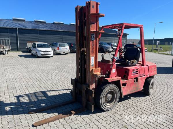 Truck Kormatsu FD30 Diesel