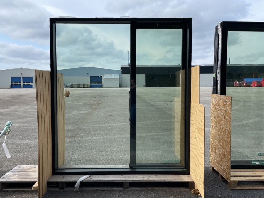 Vinduesparti med terrassedør