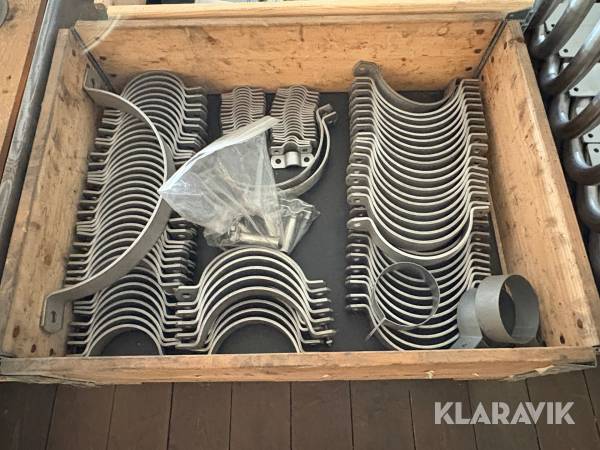 Metalbeslag forskellige størrelser cirka 168 styk