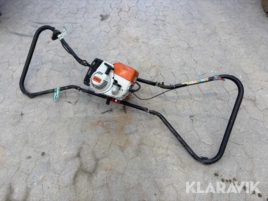 Benzindrevet jordbor Stihl BT 360
