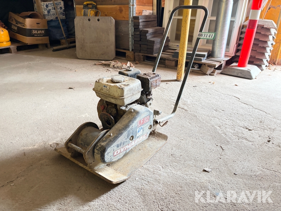 Pladevibrator Dynapac LF 82