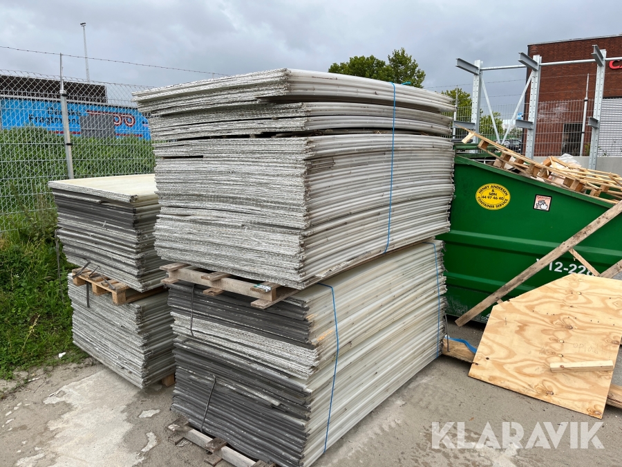 Tagplader Isolerende 4 paller med ca 211x225cm plader