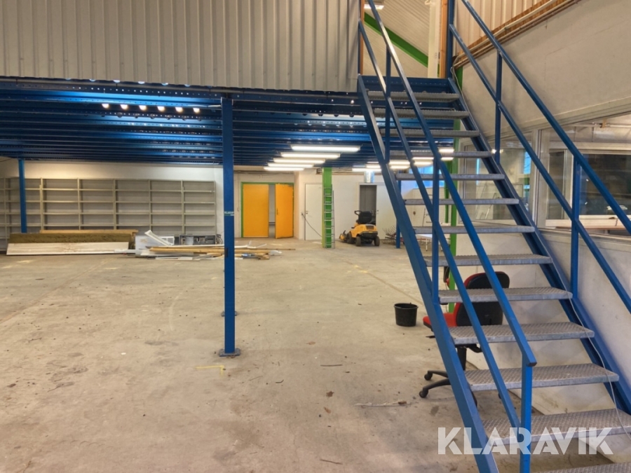 Indskudsdæk Mezzanin Flextek inklusiv trappe