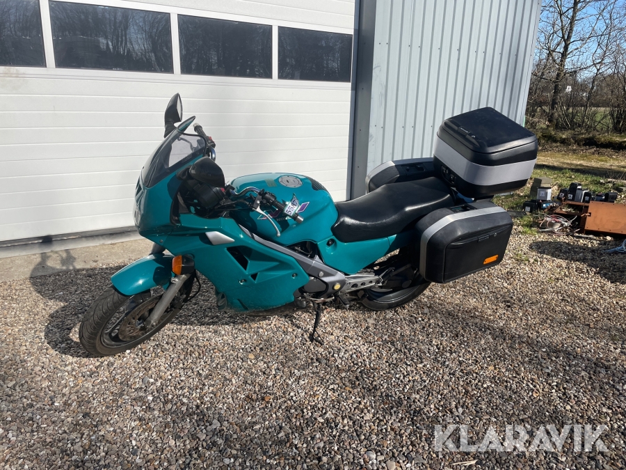 Motorcykel Honda NTV 650