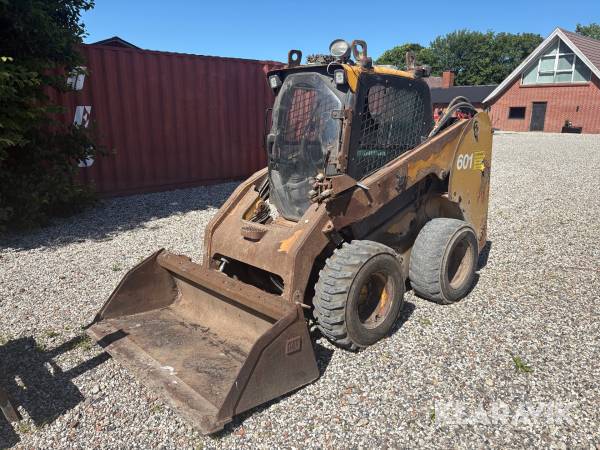 Kompakt minilæsser CAT 246C med tilbehør
