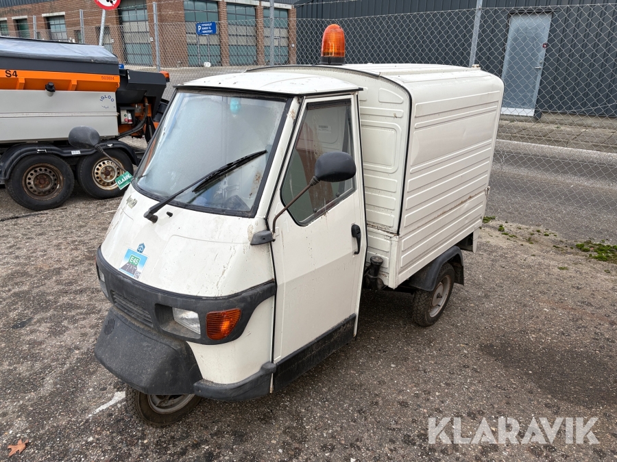 Tuk-tuk/kabinescooter Piaggio Ape 50