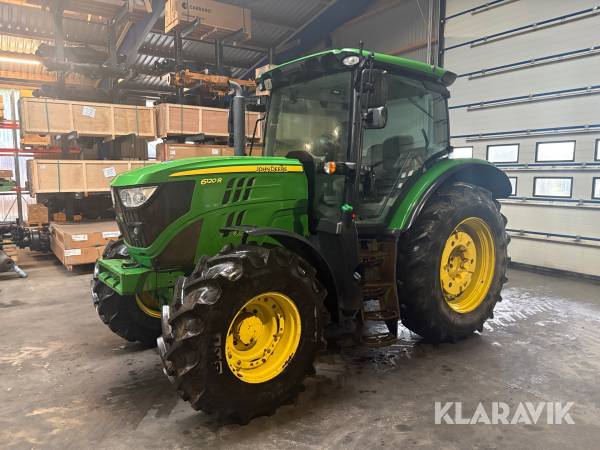 Traktor John Deere 6120 R