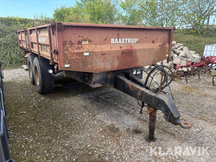 Entreprenørvogn Baastrup 12 Tons med 3 vejs tip.