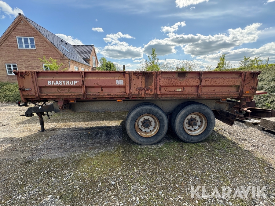 Entreprenørvogn Baastrup 12 Tons med 3 vejs tip.
