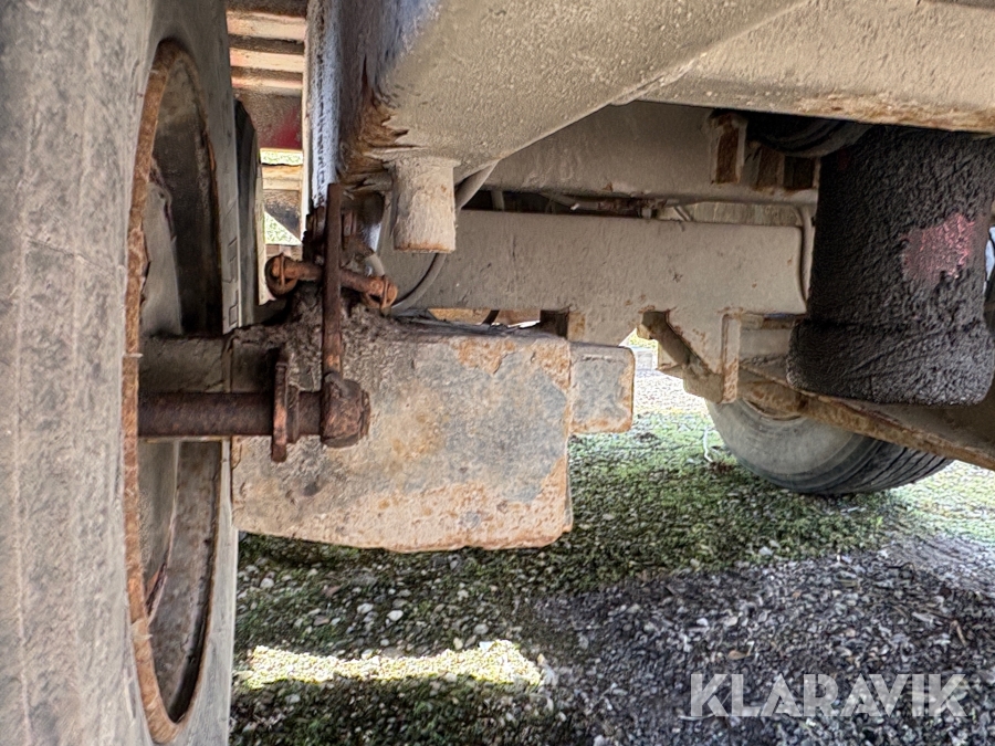 Entreprenørvogn Baastrup 12 Tons med 3 vejs tip.