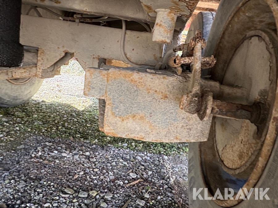 Entreprenørvogn Baastrup 12 Tons med 3 vejs tip.