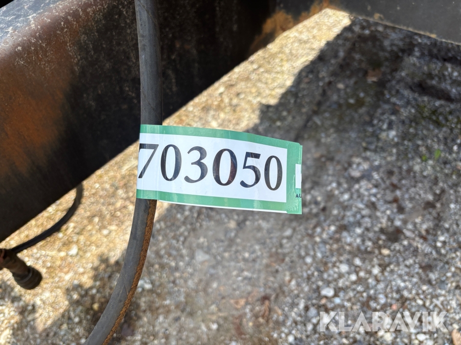 Entreprenørvogn Baastrup 12 Tons med 3 vejs tip.