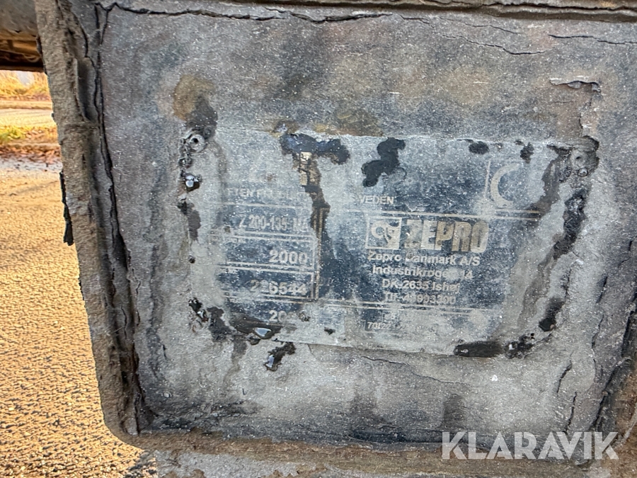 Renault lastbil – med skiftelad, lift og container Renault Midlum