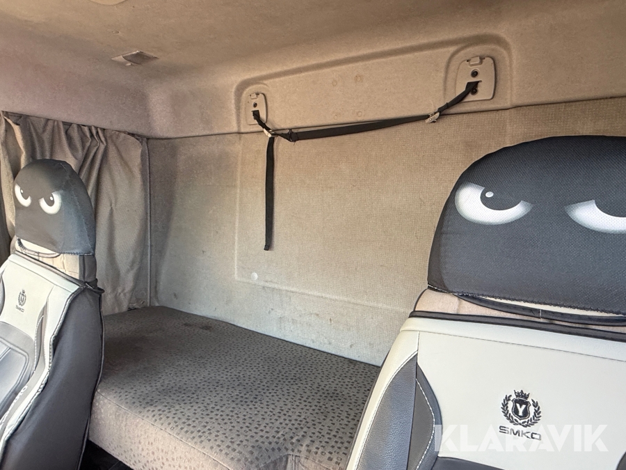 Renault lastbil – med skiftelad, lift og container Renault Midlum