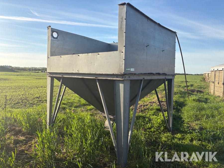 Silo - galvaniseret - cirka 10m3