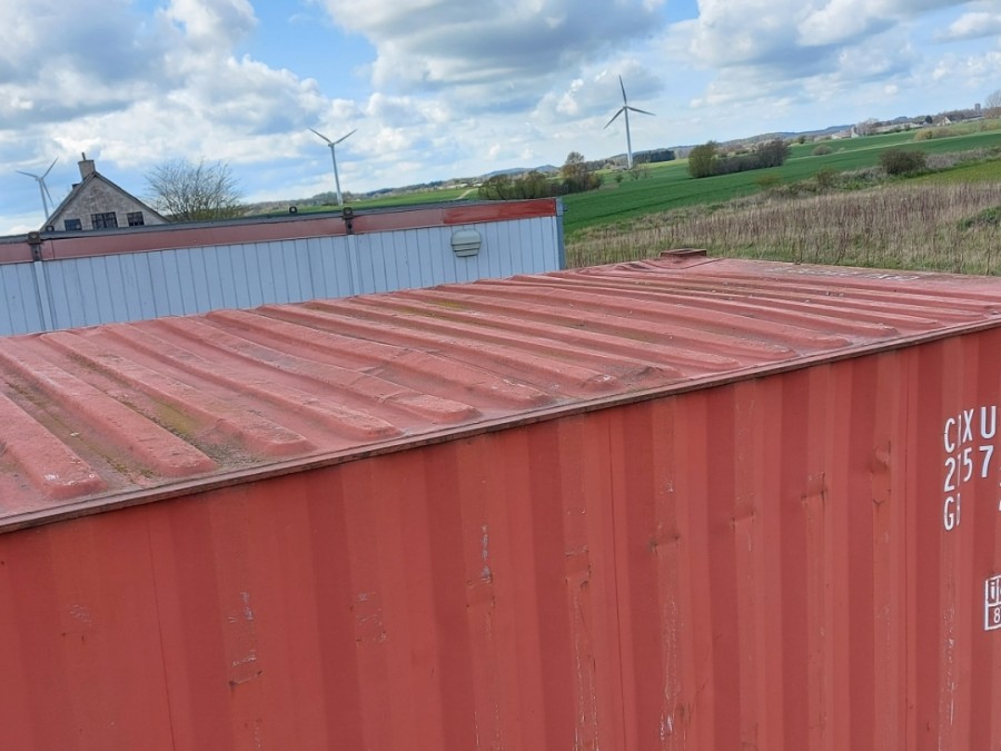 Container