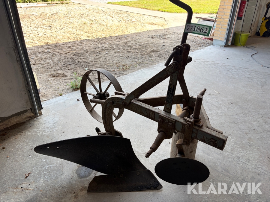 Plov Massey Ferguson