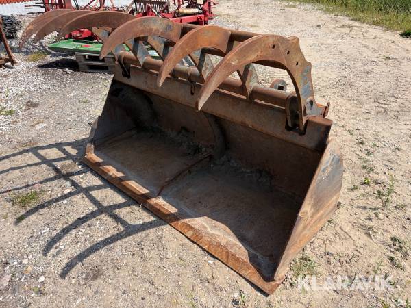 Skovl med overfald 2 meter 1 styk