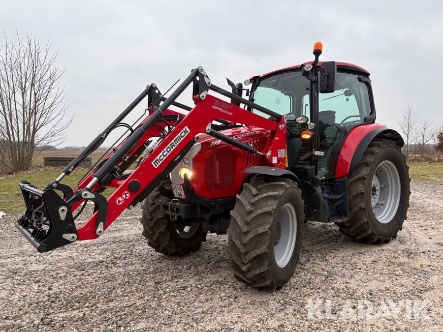Traktor McCormick X5.100 med frontlæsser