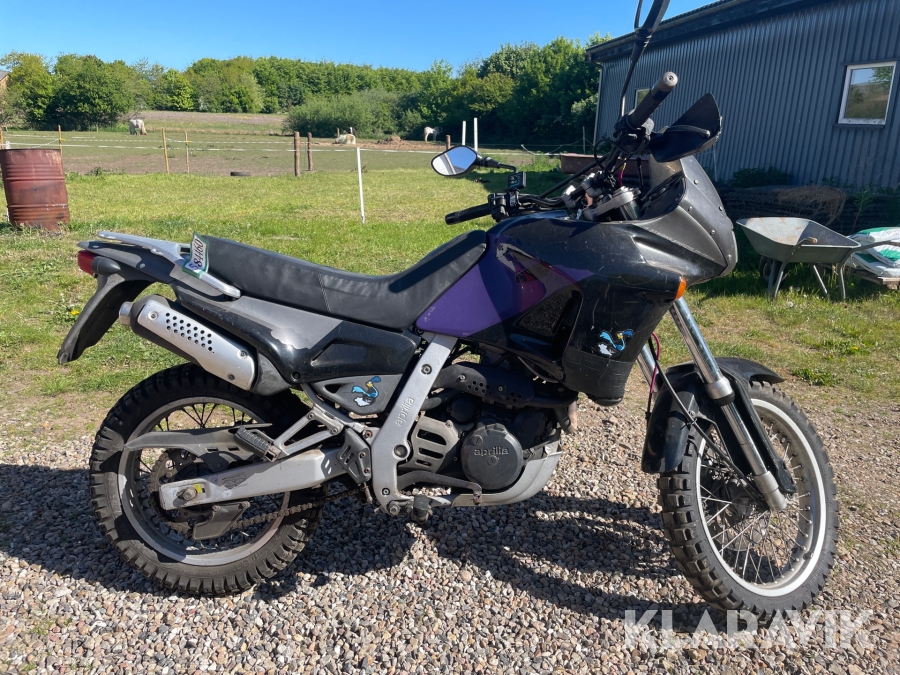 Motorcykel Aprilia Pegaso 650 CC