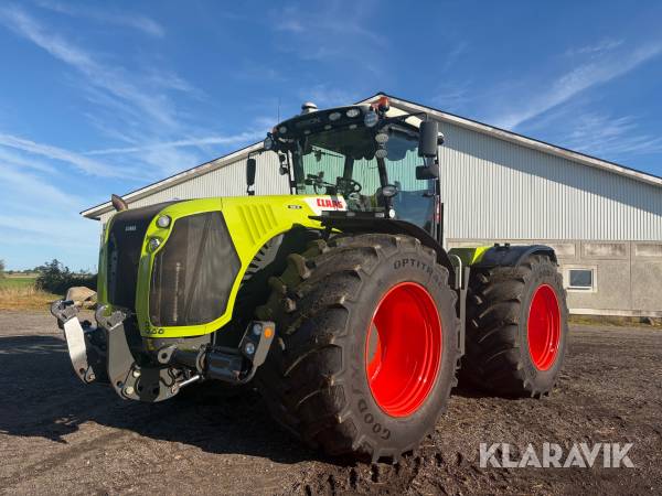 Traktor Claas Xerion 4500