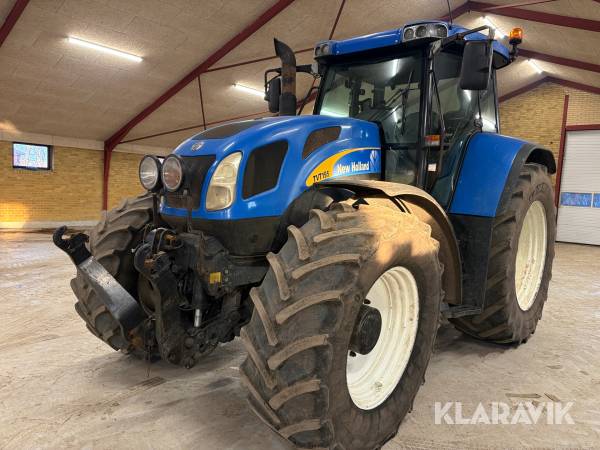 Traktor New Holland TVT 195