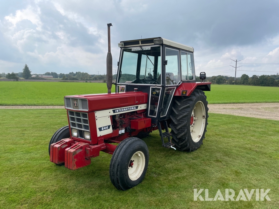 Veterantraktor Case IH 844