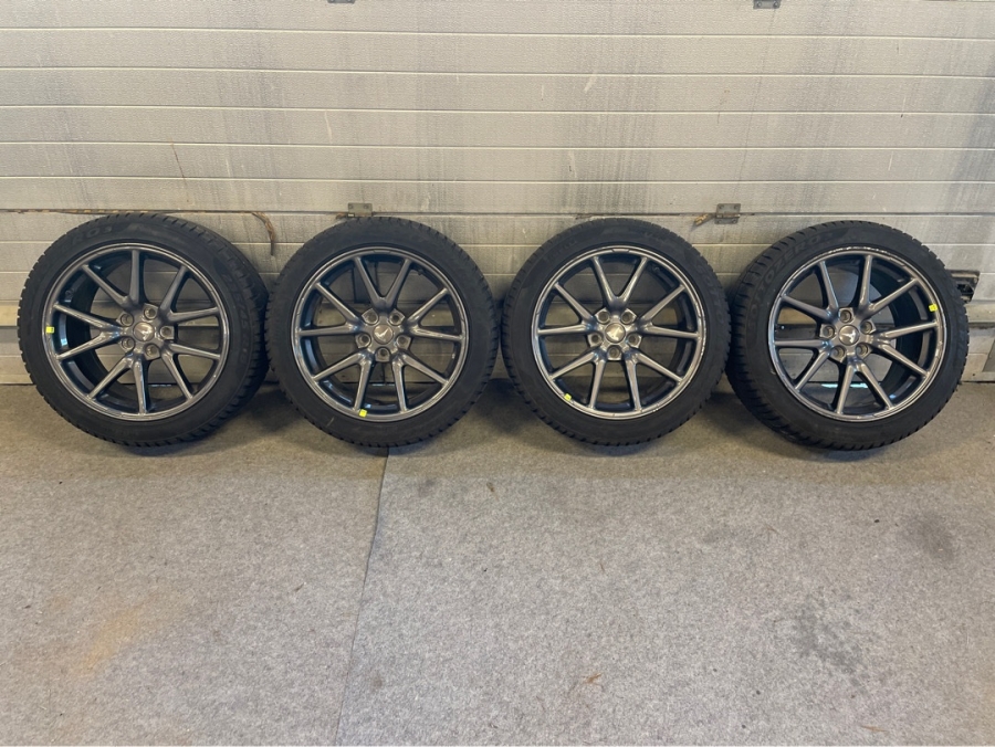 Alufælge med vinterdæk