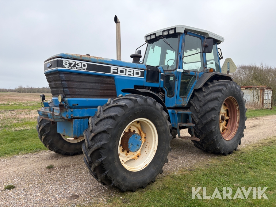 Traktor Ford 8730 Powershift