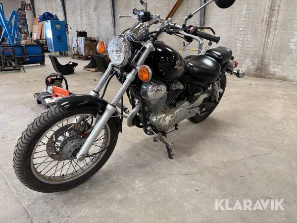 Motorcykel Yamaha XV Vilago 250