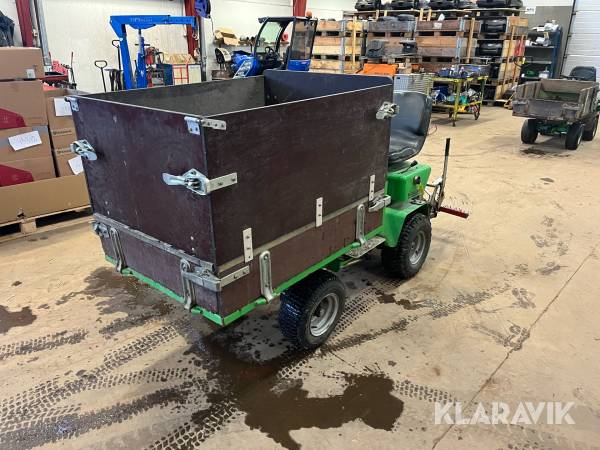 Kirkegårds truck Nicodan Mac 4