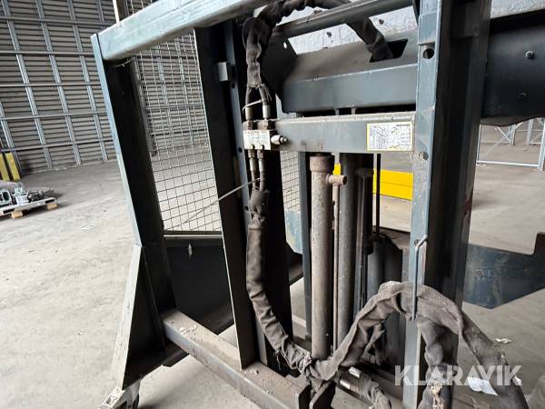 Containerløfter Bramidan CTA Tipping System / tømmesyste