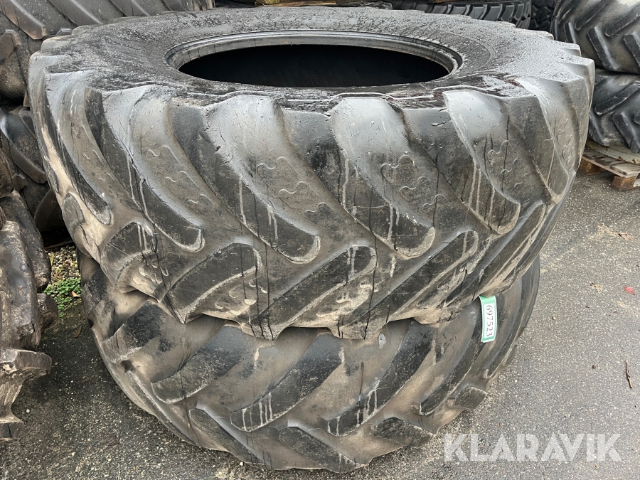 Traktordæk Michelin og BKT 710/75R42 - 2 styk