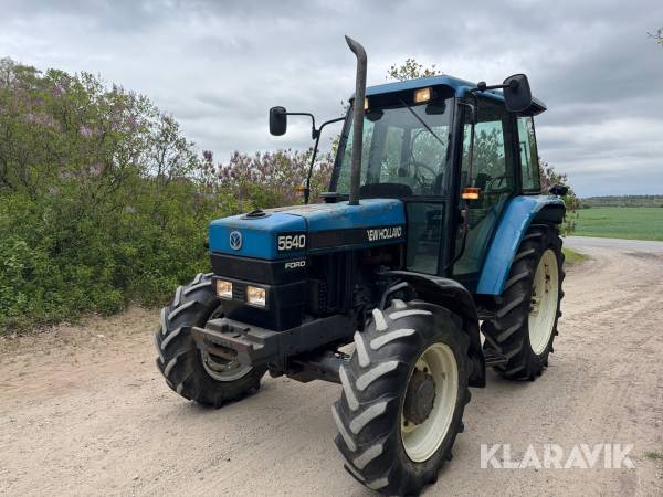 Traktor New Holland Ford 5640
