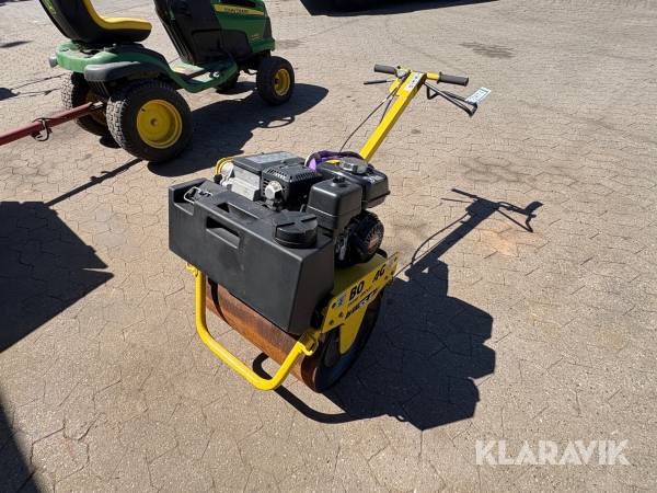 Vejtromle Bomag BW55E