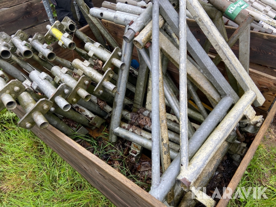 Stillads dele Haki Stillads dele