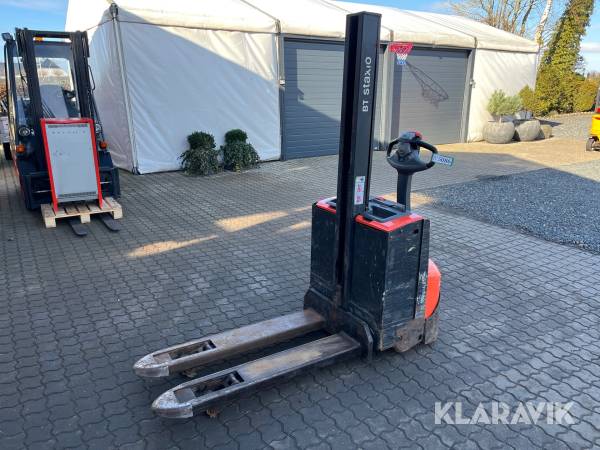 Dobbelt stabler med monomast Toyota SWE080L