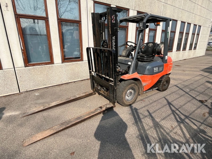 Truck Toyota 42-7FGF25