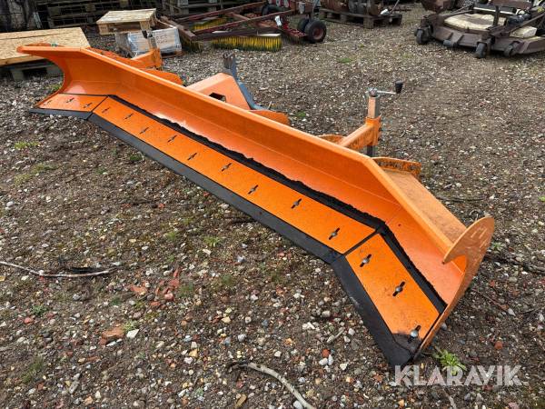 Sneskraber Hydromann K-4600 til kunstbaner