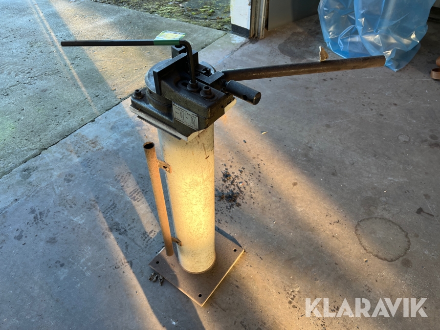 Fladjernsbukker Gressel med stander