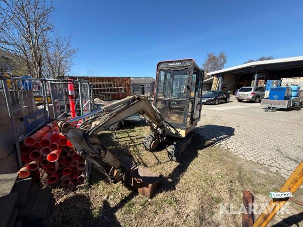 Gravemaskine Takeuchi TB015